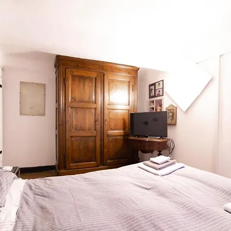 La Casa Del Cuoco - Piccola Con Colazione In Condiviso Con L'host B&B *