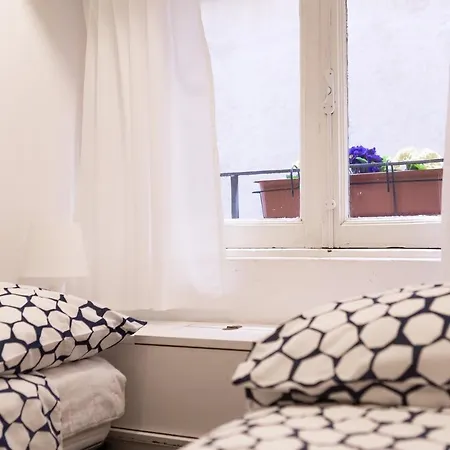 B&B La Casa Del Cuoco - Piccola Con Colazione In Condiviso Con L'host