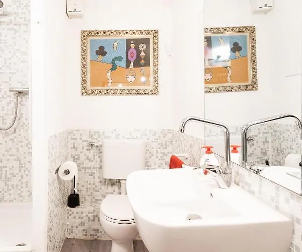 Bed & Breakfast La Casa Del Cuoco - Piccola Con Colazione In Condiviso Con L'host Janov